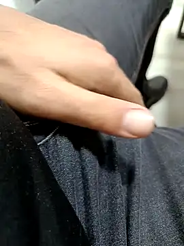 Yaman 33 online show from March 2026 12:01:02 PM