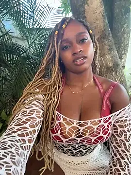 Snapshot of darle_volant chatting on June 2026 02:49:02 PM darle volant online show from June 2026 02:49:02 PM