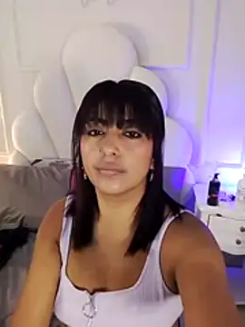 Kaylachannell online show from July 2026 03:33:02 AM