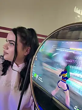 Shellybttn online show from September 2025 02:00:02 AM