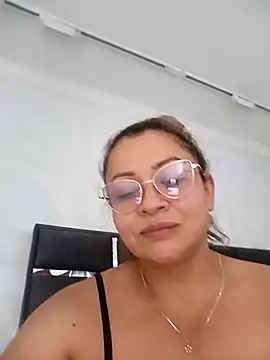 Asuna yuuky online show from November 2025 11:32:01 AM