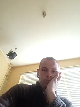 Snapshot of piercingpik chatting on January 2026 12:09:02 PM piercingpik online show from January 2026 12:09:02 PM