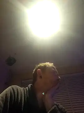 Snapshot of piercingpik chatting on February 2026 10:52:02 PM piercingpik online show from February 2026 10:52:02 PM