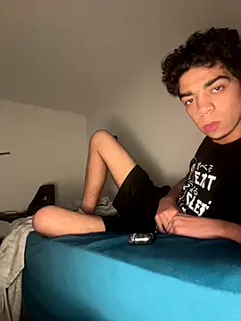 Ryan 12xX online show from September 2025 10:02:01 PM