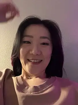 AikoYamada online show from December 2025 07:35:01 AM