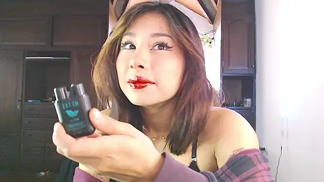 Shisuku Sophi online show from September 2025 07:26:01 PM