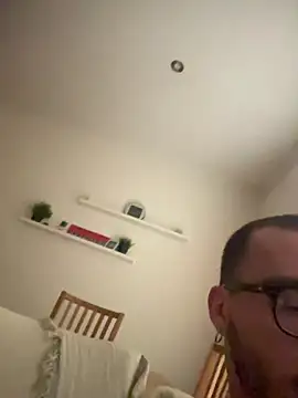 xAaronx9095 online show from October 2025 06:13:02 AM