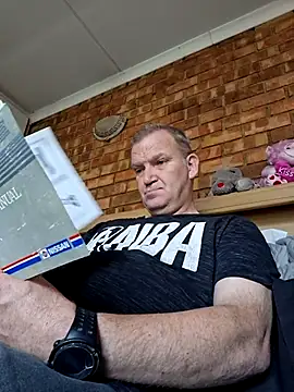 wallacelegend online show from February 2026 10:24:01 AM