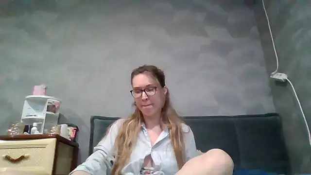 Jugira online show from October 2025 09:24:01 PM