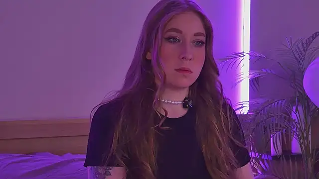 Snapshot of MiaEuphoria_ chatting on October 2025 03:29:01 AM MiaEuphoria online show from October 2025 03:29:01 AM