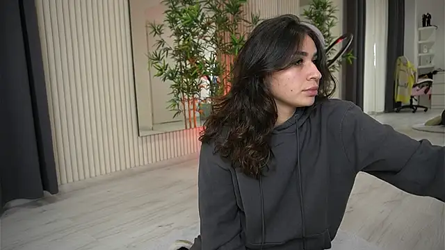 EmmaBlanco online show from October 2025 07:34:01 PM