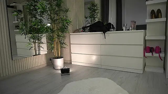 EmmaBlanco online show from March 2026 06:41:01 AM