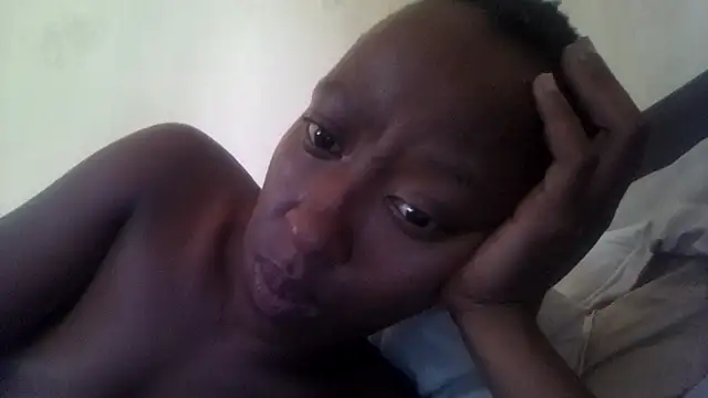 RFeltomWhitJ online show from October 2025 11:22:01 AM