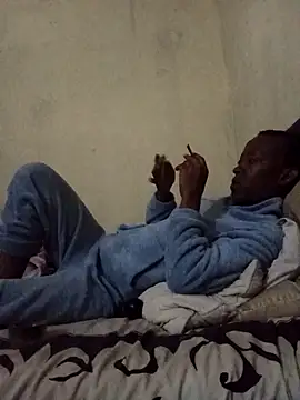 RFeltomWhitJ online show from October 2025 03:23:02 PM