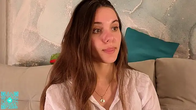 chloemilka online show from July 2026 06:44:01 PM