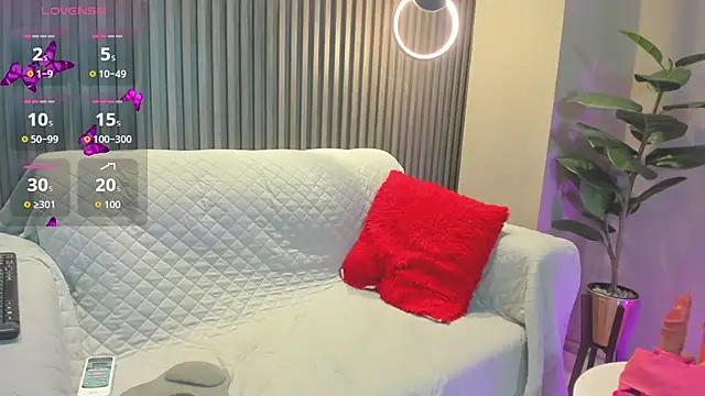 biancaa 18 online show from December 2025 07:42:02 PM