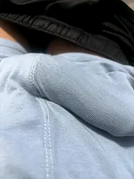 Snapshot of Coloureddickforyou chatting on November 2025 10:20:02 PM Coloureddickforyou online show from November 2025 10:20:02 PM