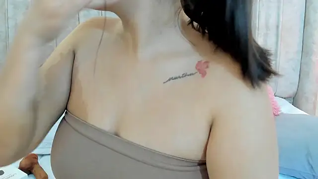 thamiina  online show from February 2026 07:00:02 PM