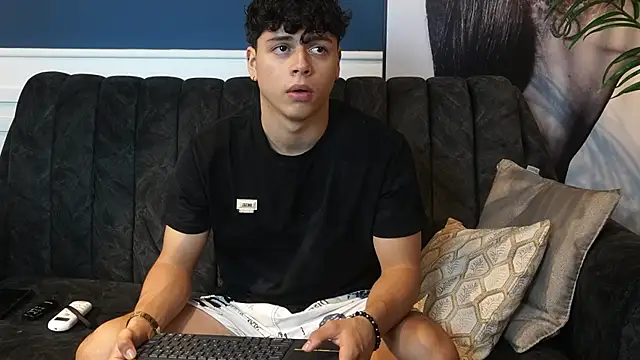 Ethan occonor online show from October 2025 12:11:01 AM