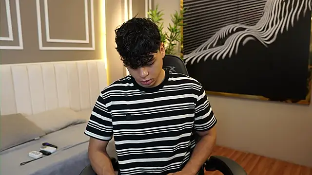 Ethan occonor online show from November 2025 12:37:01 PM