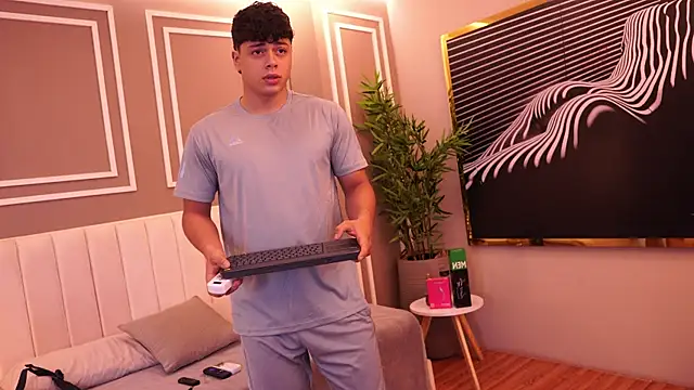 Ethan occonor online show from June 2026 12:11:01 PM