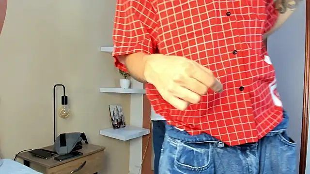 Enrrixxx  online show from November 2025 10:56:02 PM