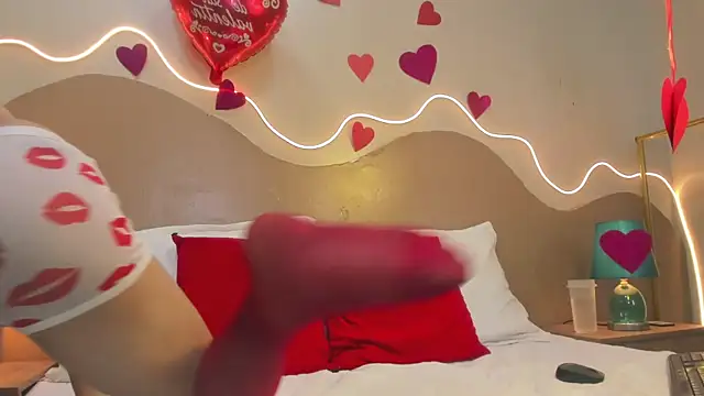 Enrrixxx  online show from February 2026 12:39:02 AM