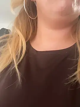 KaylaTrudi online show from January 2026 01:05:02 PM