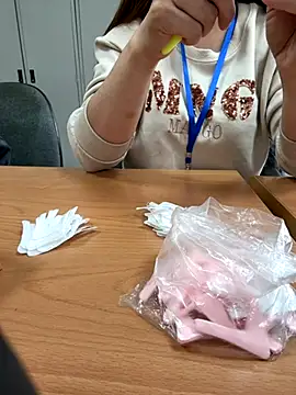 PhuongNhi21 online show from October 2025 01:46:02 AM