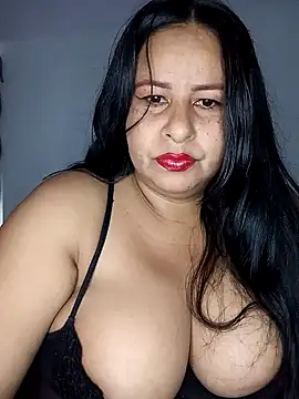 Snapshot of RosenRot07 chatting on October 2025 03:32:01 PM RosenRot07 online show from October 2025 03:32:01 PM