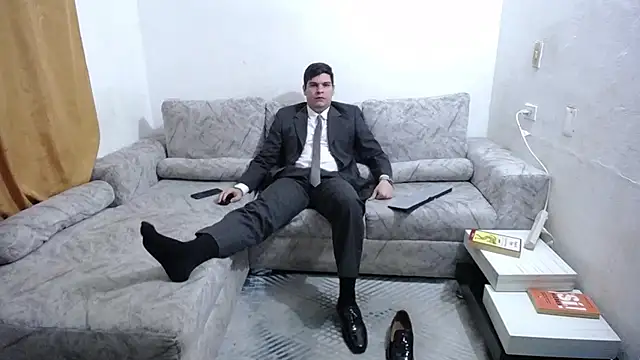 Victor Maitland online show from July 2026 04:19:01 AM