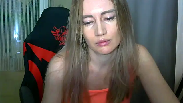 JessFoxxx online show from February 2026 06:22:01 AM