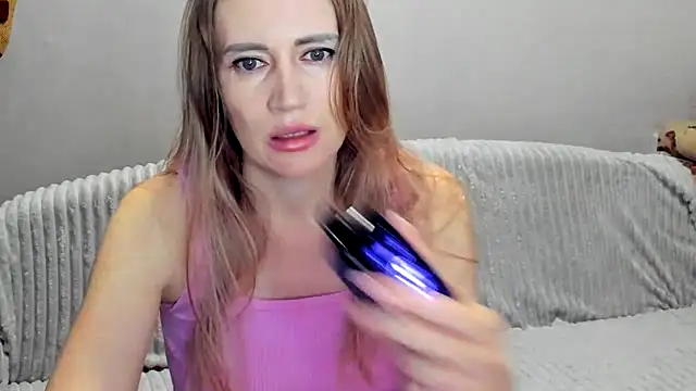 JessFoxxx online show from April 2026 03:42:01 AM