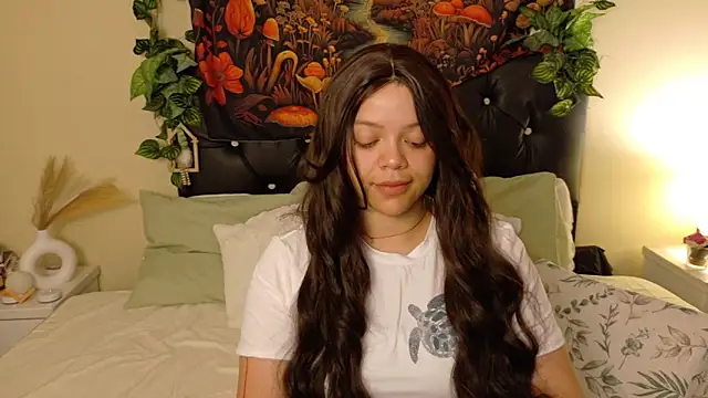 Snapshot of Amanda_sweet chatting on October 2025 01:34:02 PM Amanda sweet online show from October 2025 01:34:02 PM