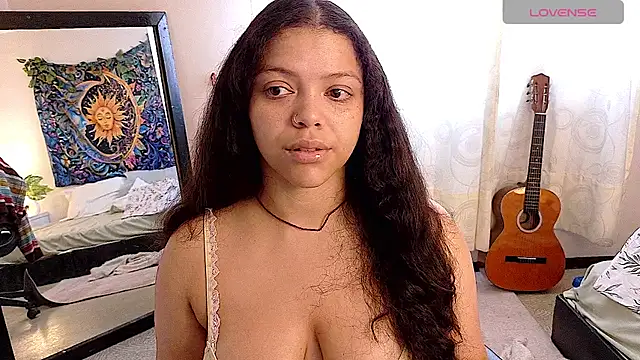 Snapshot of Amanda_sweet chatting on July 2026 02:21:02 PM Amanda sweet online show from July 2026 02:21:02 PM