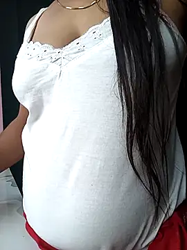 Desi couple305 online show from November 2025 10:25:02 AM