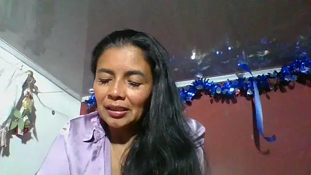 DianaOchoa  online show from December 2025 04:09:01 AM