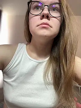  CherryBloom  online show from April 2026 08:29:01 AM