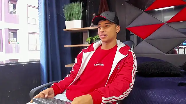 Snapshot of jaze_bradley chatting on November 2025 11:20:02 AM jaze bradley online show from November 2025 11:20:02 AM