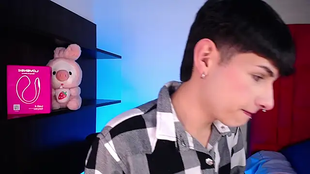 Ezra Storm online show from January 2026 04:17:02 AM