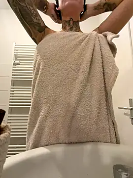 Snapshot of Jasmina-Joy chatting on November 2025 04:45:02 AM Jasmina-Joy online show from November 2025 04:45:02 AM