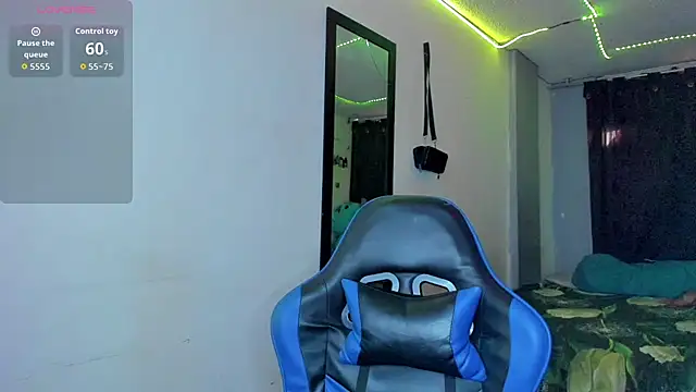 Jostin18 online show from December 2025 01:59:02 PM