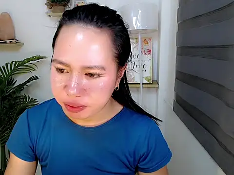 kimbratx online show from November 2025 12:02:01 AM