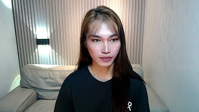 Snapshot of lovelychanel69xx chatting on November 2025 11:15:01 PM lovelychanel69xx online show from November 2025 11:15:01 PM