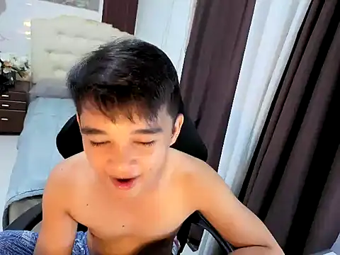 sexysam14 online show from October 2025 04:52:01 PM