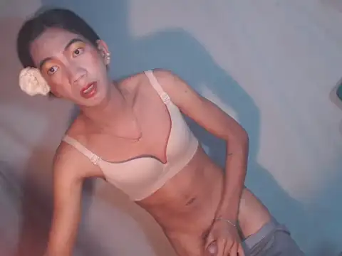 xyourdreamtrans online show from February 2026 09:13:02 PM