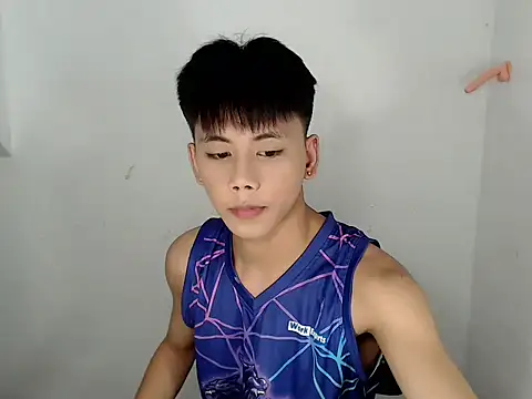 ynotyu online show from April 2026 08:12:02 PM