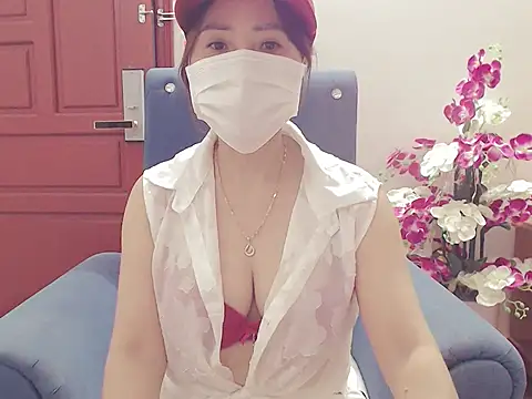 ruby 8x online show from November 2025 11:23:02 AM