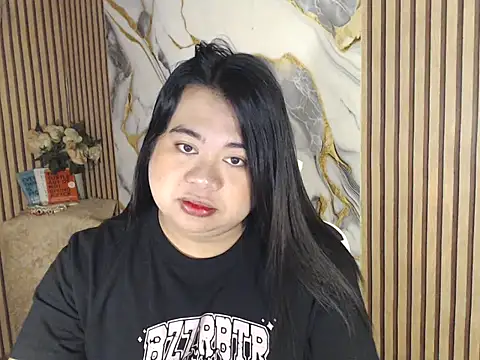 Im ur mother online show from April 2026 08:17:01 PM