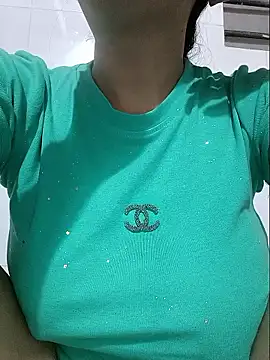 Snapshot of Shiny_Babe chatting on January 2026 07:24:02 AM Shiny Babe online show from January 2026 07:24:02 AM